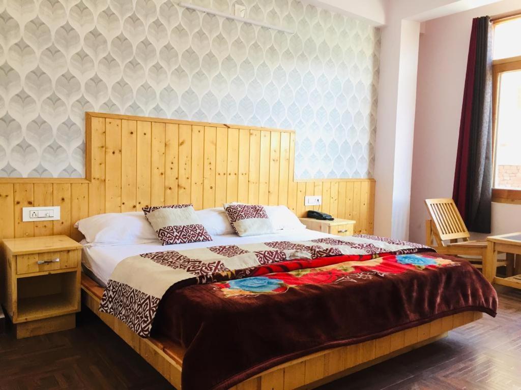 Hotel Corner Retreat Manali  Ruang foto